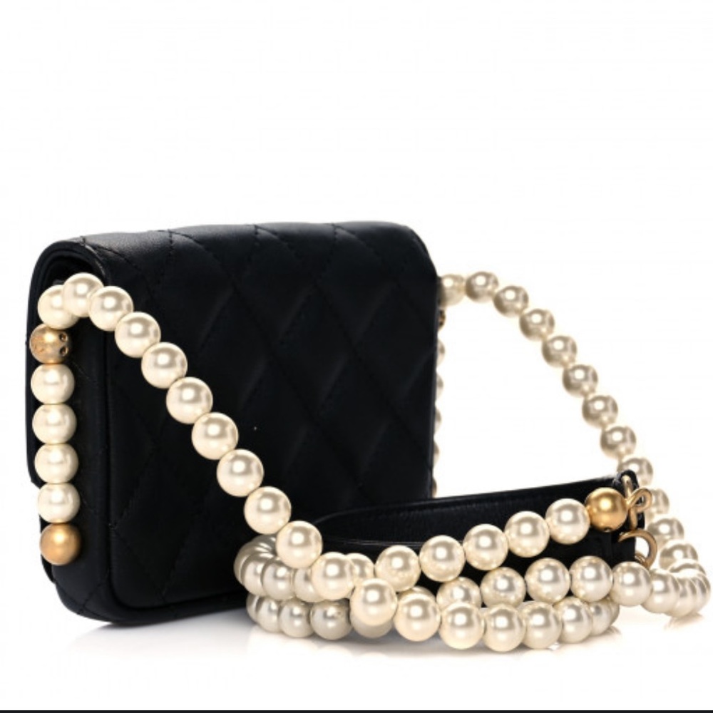 Chanel - Picture 2 of 5